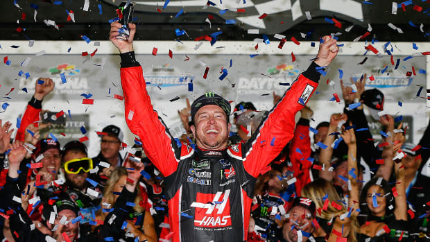 kurt-busch-wins-daytona-500.jpg